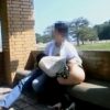 昼間の公園で見つからないようにベンチでハメちゃう変態カップル